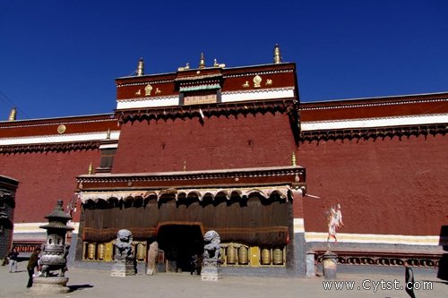 萨迦寺